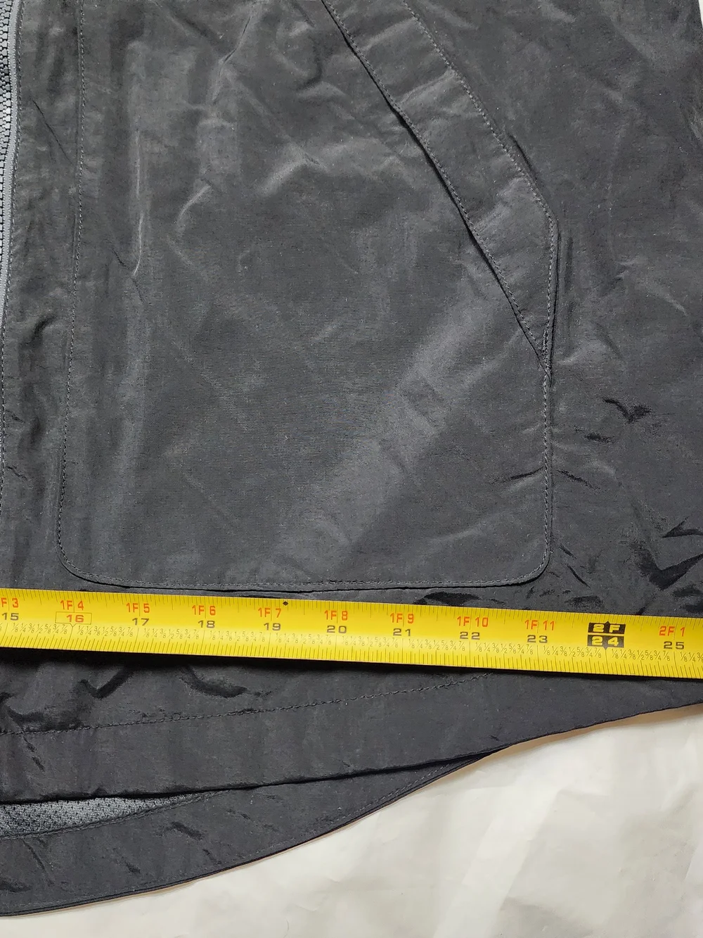 Carharrt Women's Rain Defender Relaxed Fit Lightweight Black Coat Size 2xlarge
